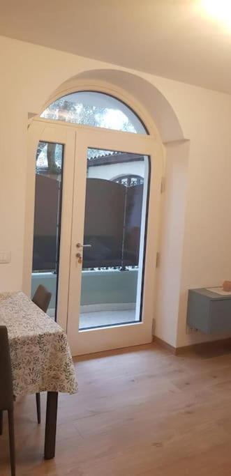 Appartamento Carta Da Zucchero Riva del Garda Bagian luar foto