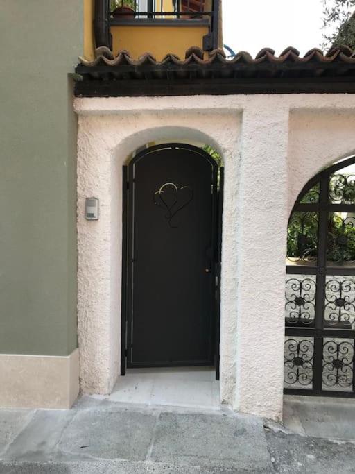 Appartamento Carta Da Zucchero Riva del Garda Bagian luar foto